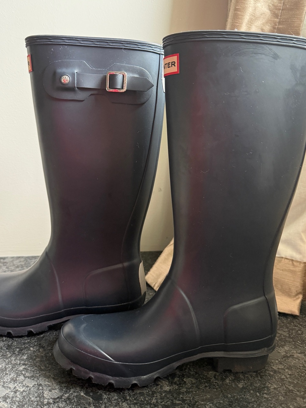 Kids' Original Matte Navy Waterproof Buckle Strap Rain Boots, MSRP $105, B4/G5 - Picture 6 of 14